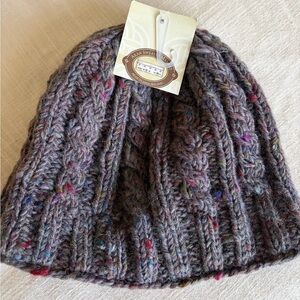 Aran Sweater Market 100% wool